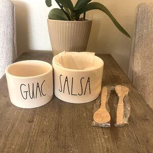Guac and salsa bowl set by Rae Dunn